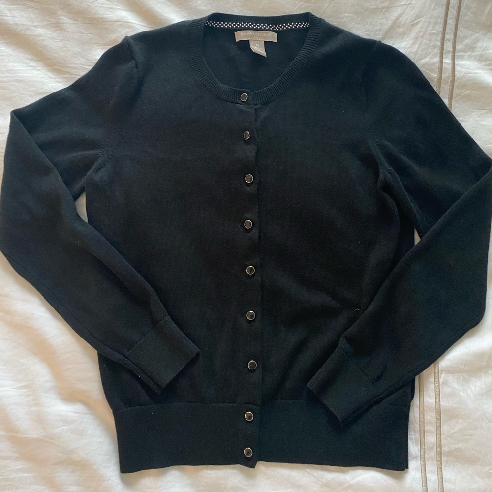 Banana republic black cardigan size medium